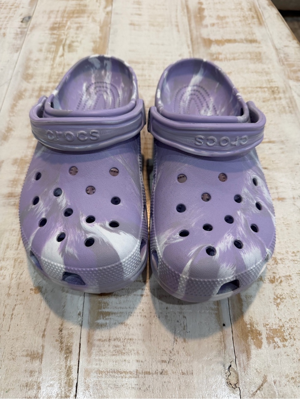 CROCS Women’s 9 Men’s 7 Purple & White Tie-Dye Classic Clog Sandals
